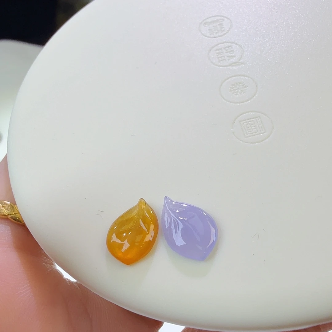 翡翠裸石叶子一对