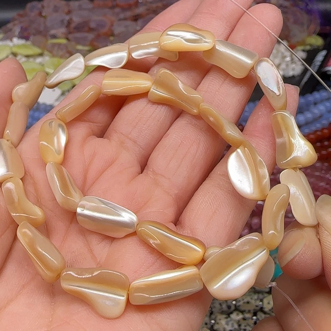 玛瑙/玉髓合金珠宝半成品贝壳8-10mm一条