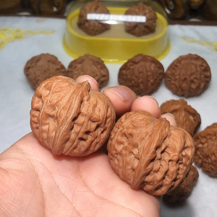 文玩核桃38平谷元宝