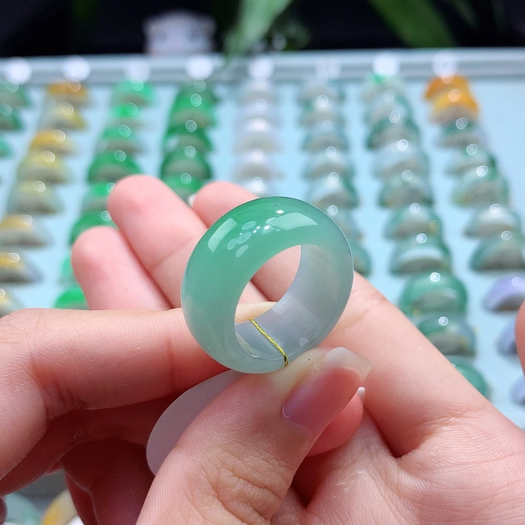 翡翠戒指未镶嵌1415圈