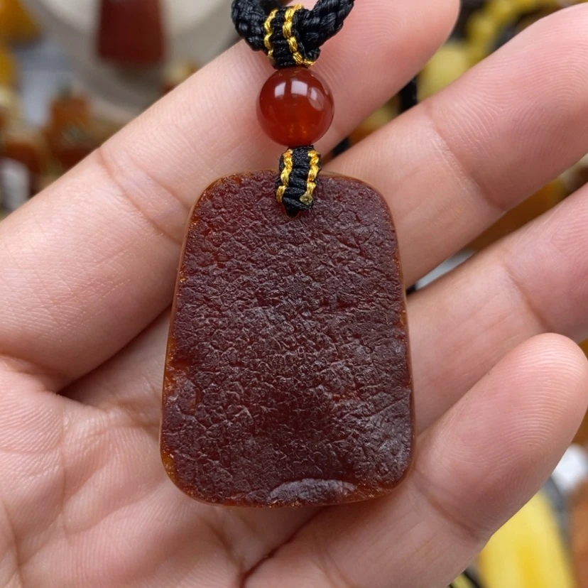 【闪购商品】琥珀颈饰未镶嵌