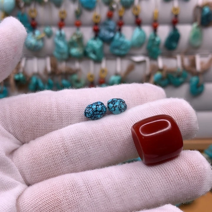 玛瑙/玉髓原矿未镶嵌你***猴