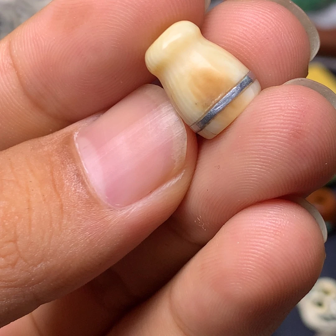 琉璃项圈藏传小元素