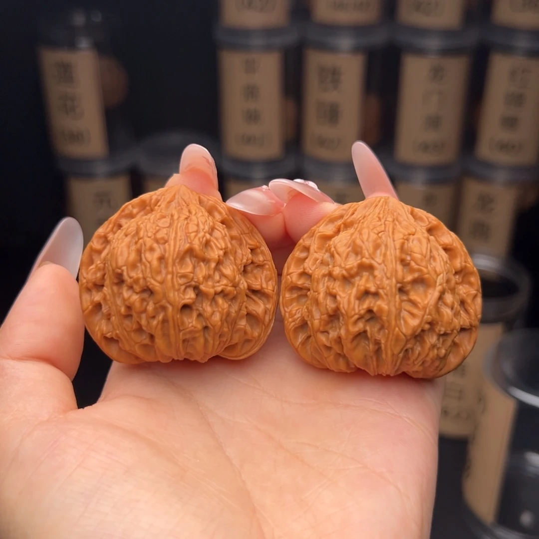 ༺***༻吊坠文玩核桃绣球