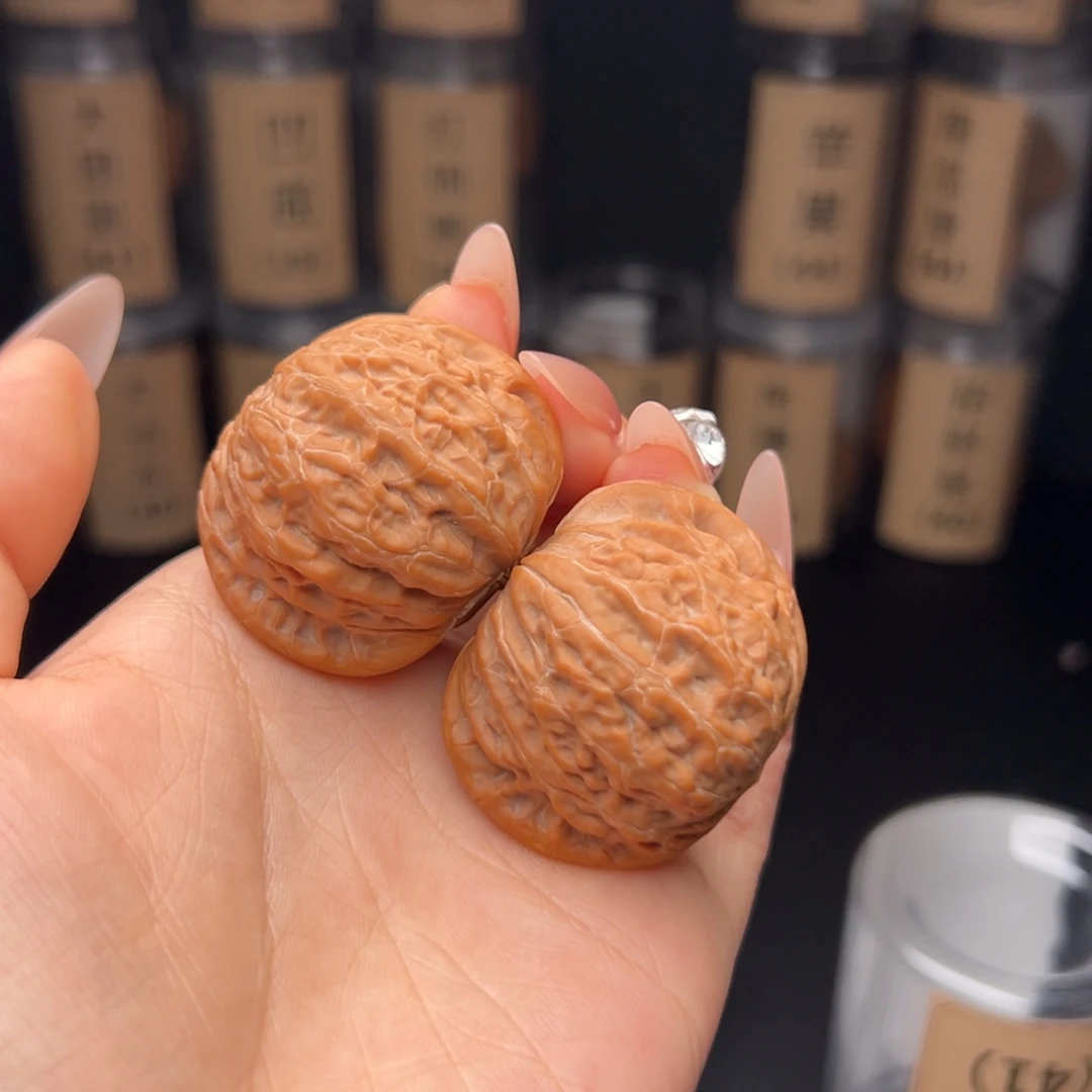 牦****文玩核桃吊坠铁锤