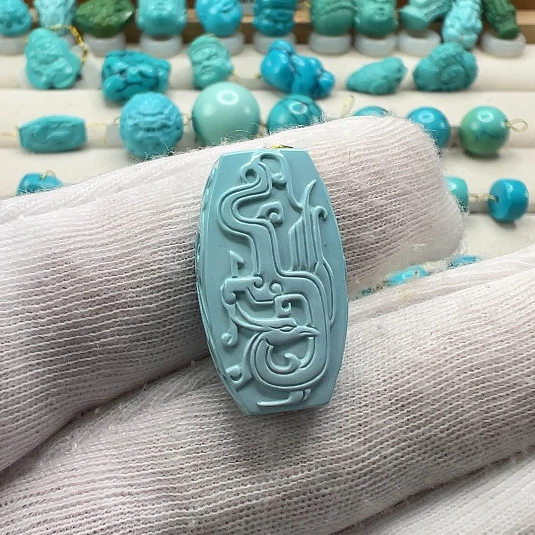 绿松石配饰未镶嵌