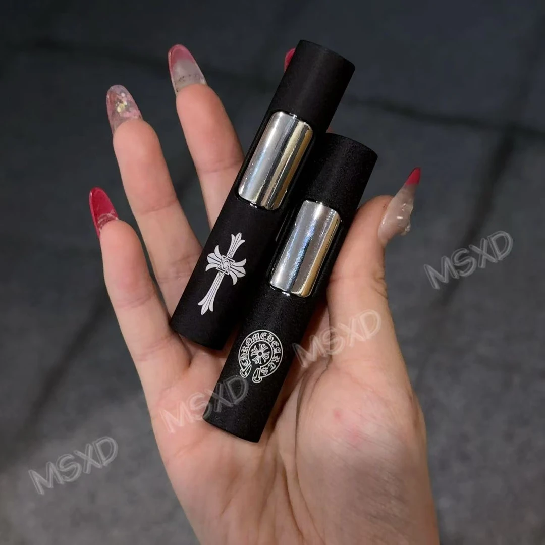 小巧便携克罗心防风打火机ins高颜值创意十字架定制送男女友礼物