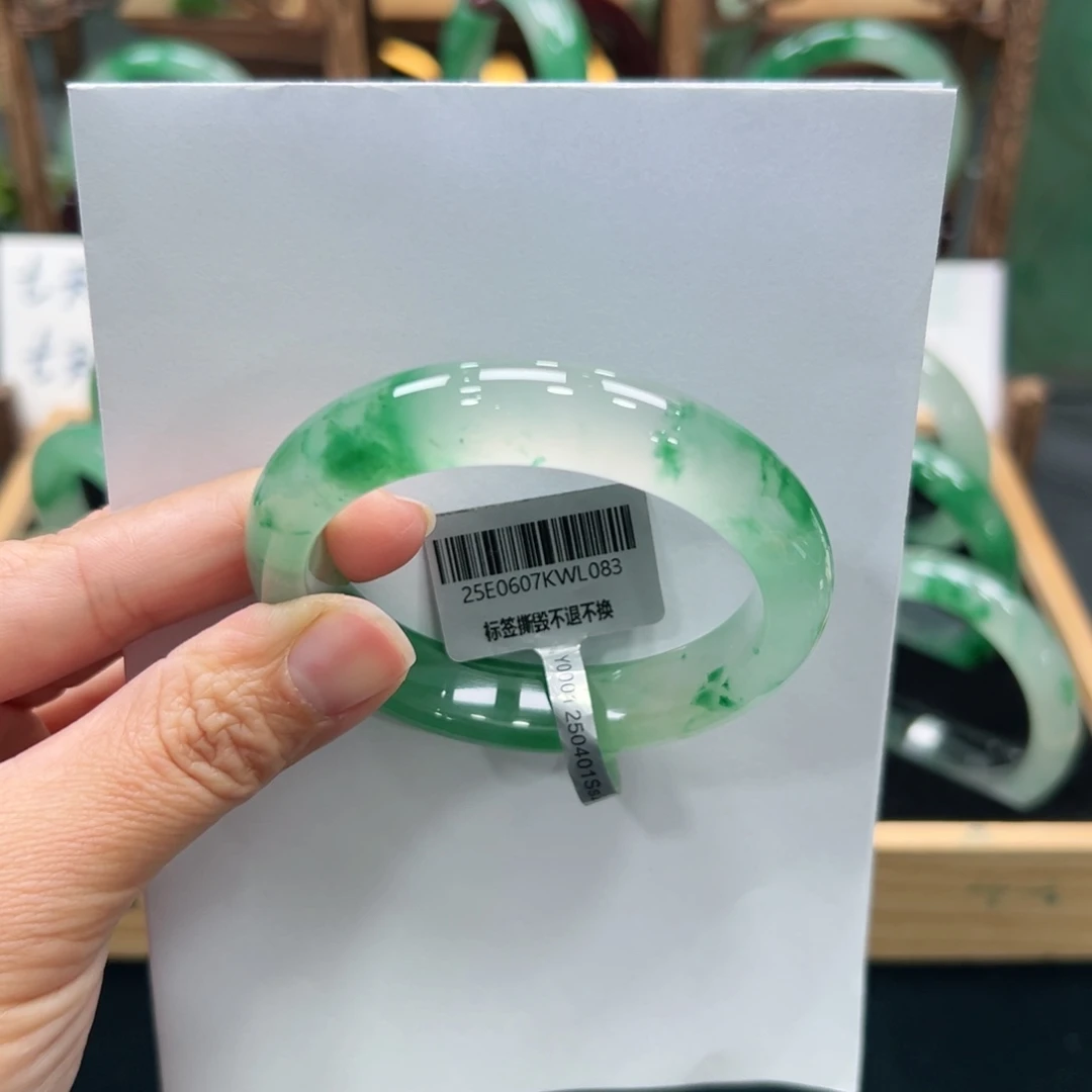 石英质玉未镶嵌手镯➕佳佳5354