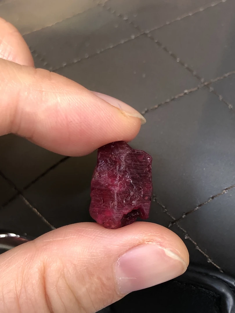 定制越南天然尖晶石