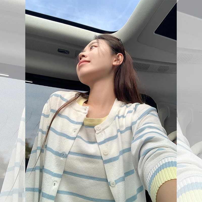 曾小咸蓝色条纹长袖圆领针织开衫开衫Z251MH0365-1