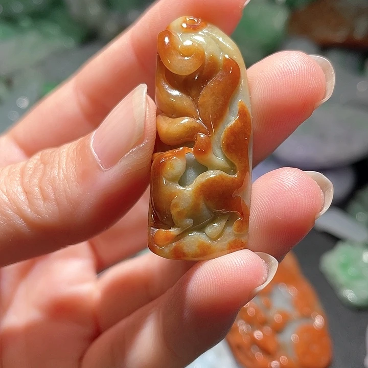 颈饰未镶嵌翡翠天