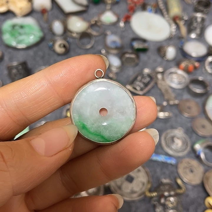 z***f琉璃手工艺品7778888888