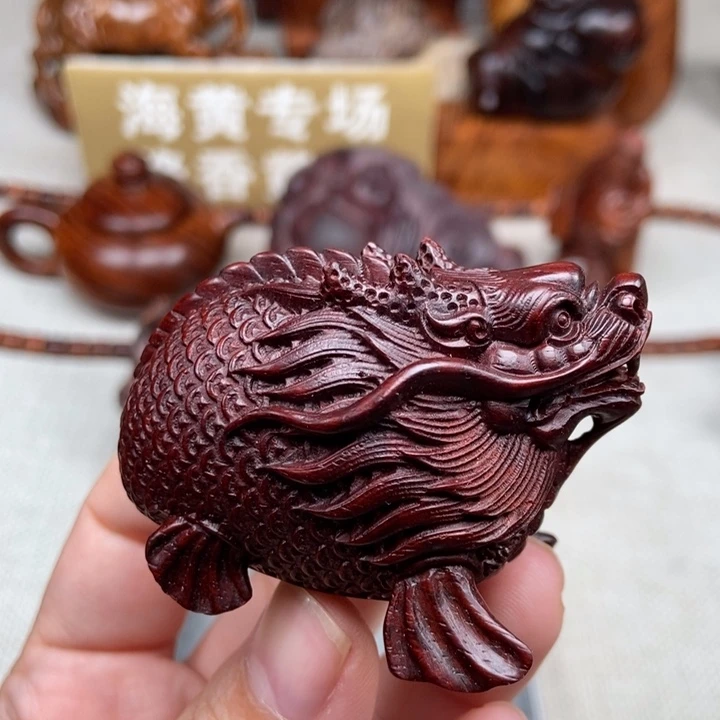 黄花梨/降香黄檀把件小叶紫檀鱼化龙