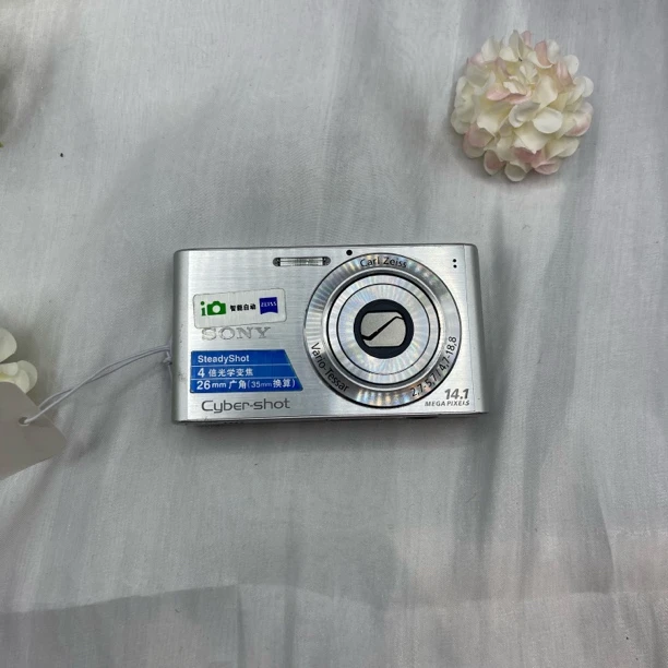 95新 Sony/索尼 索尼w320 1410万像素 5倍光学变焦