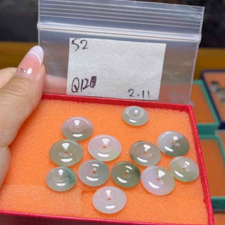 定制翡翠未镶嵌不