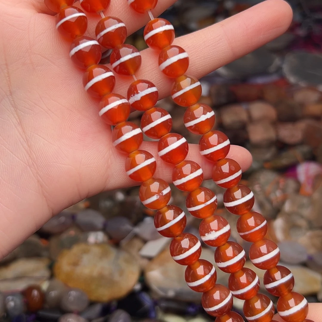 玛瑙/玉髓合金珠宝半成品G417。10mm天然一线天玛瑙圆珠一条