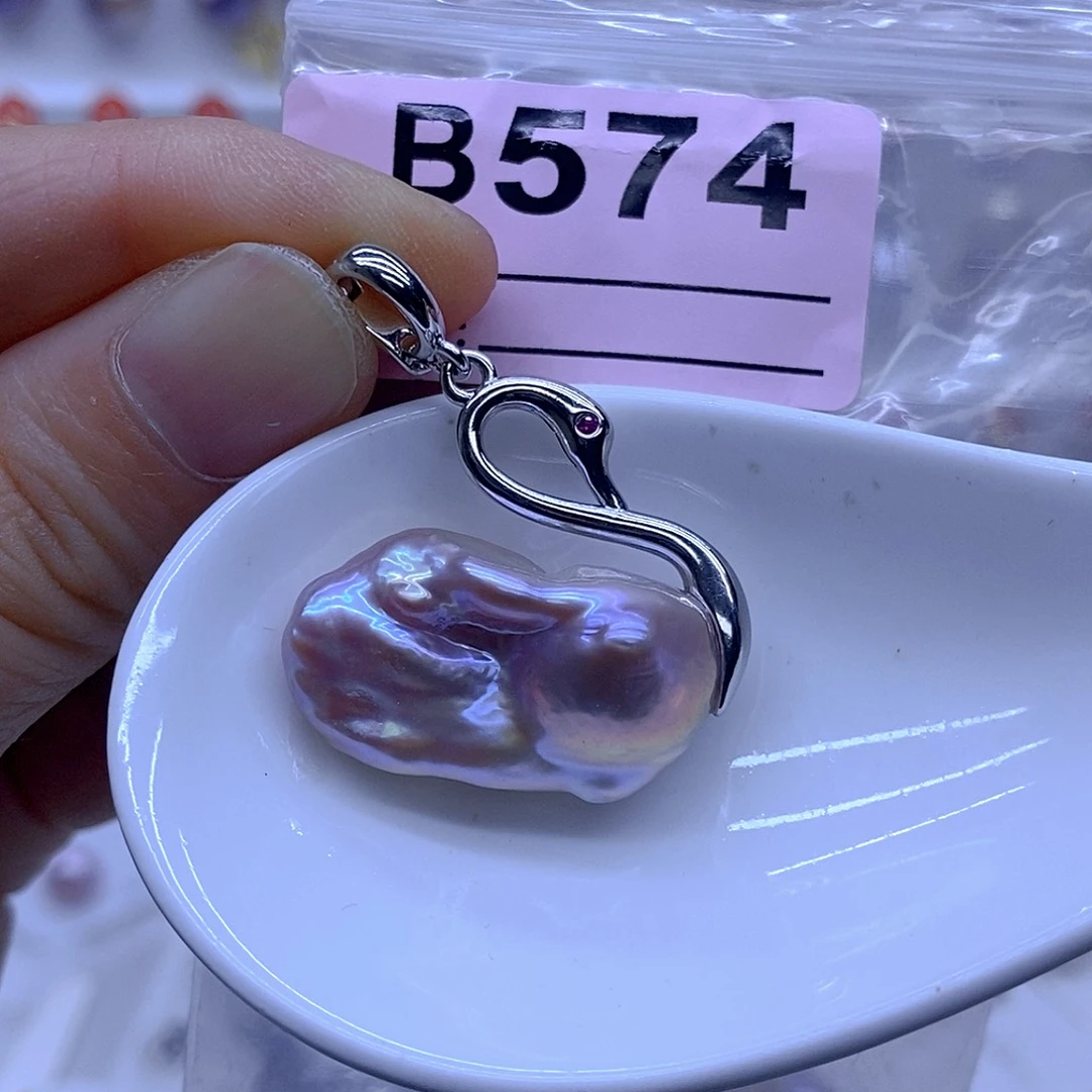 颈饰未镶嵌淡水珍珠