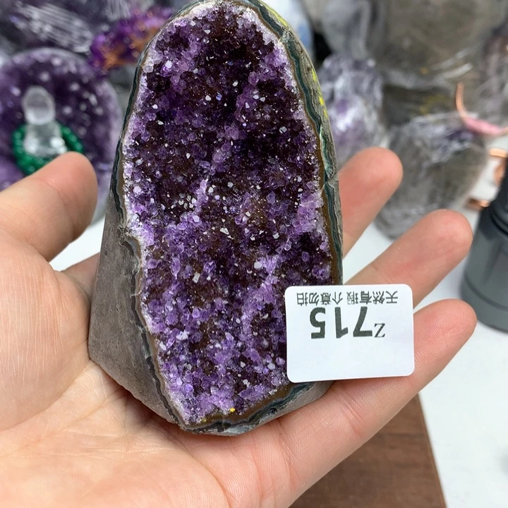 水晶大型摆件（非配饰）未镶嵌