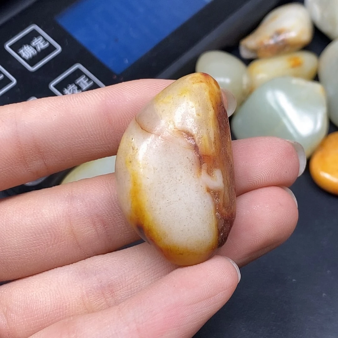 和田玉（糖玉）未镶嵌挂件