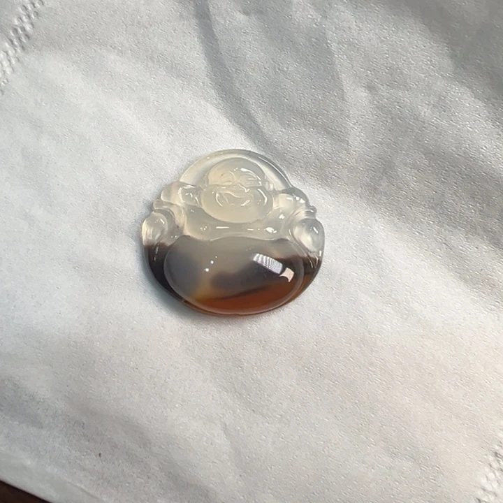 石英质玉（黄龙玉）颈饰未镶嵌