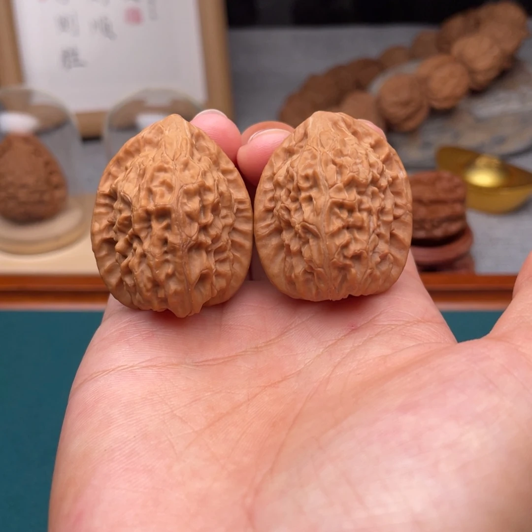 文玩核桃吊坠33尺全品野生鸡心