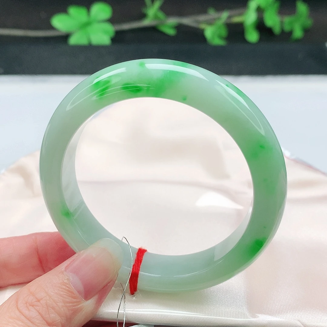 翡翠未镶嵌手镯55圈