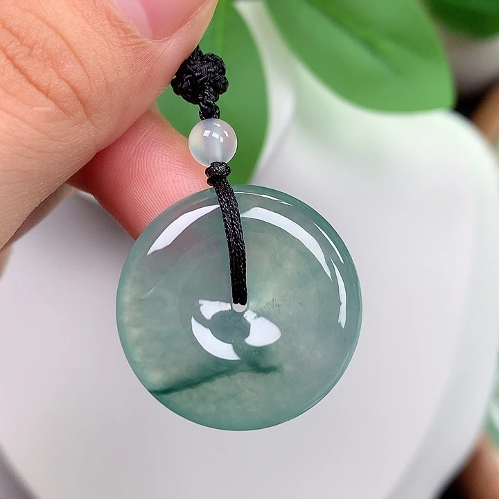 翡翠未镶嵌颈饰平安扣 26.6x5.1mm