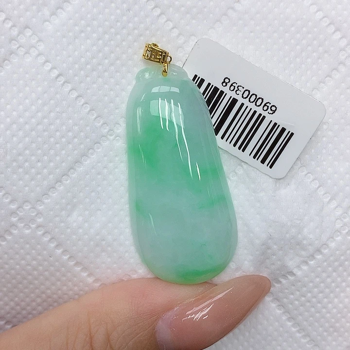 颈饰18K金镶嵌翡翠