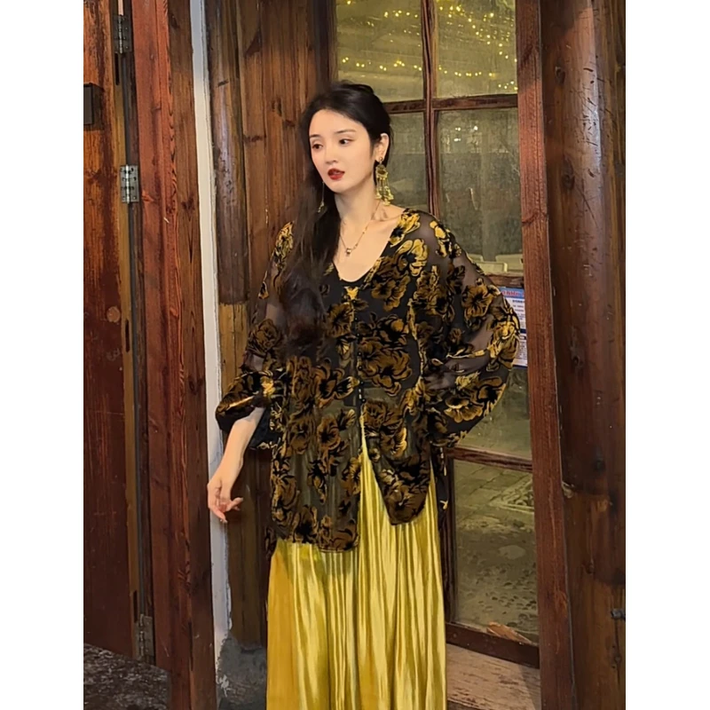 月畔湾【窗月华】春季新款提花薄款宽松上衣复古国风新中式内搭女