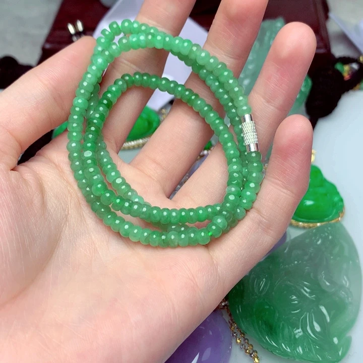 翡翠未镶嵌项链booo