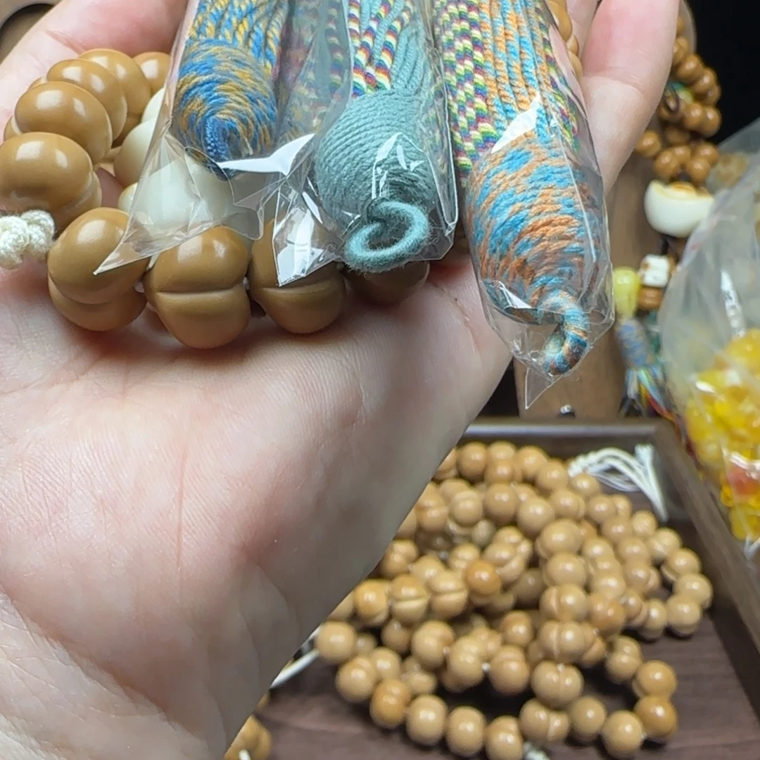 虞***n吊坠猴头核桃原皮原色