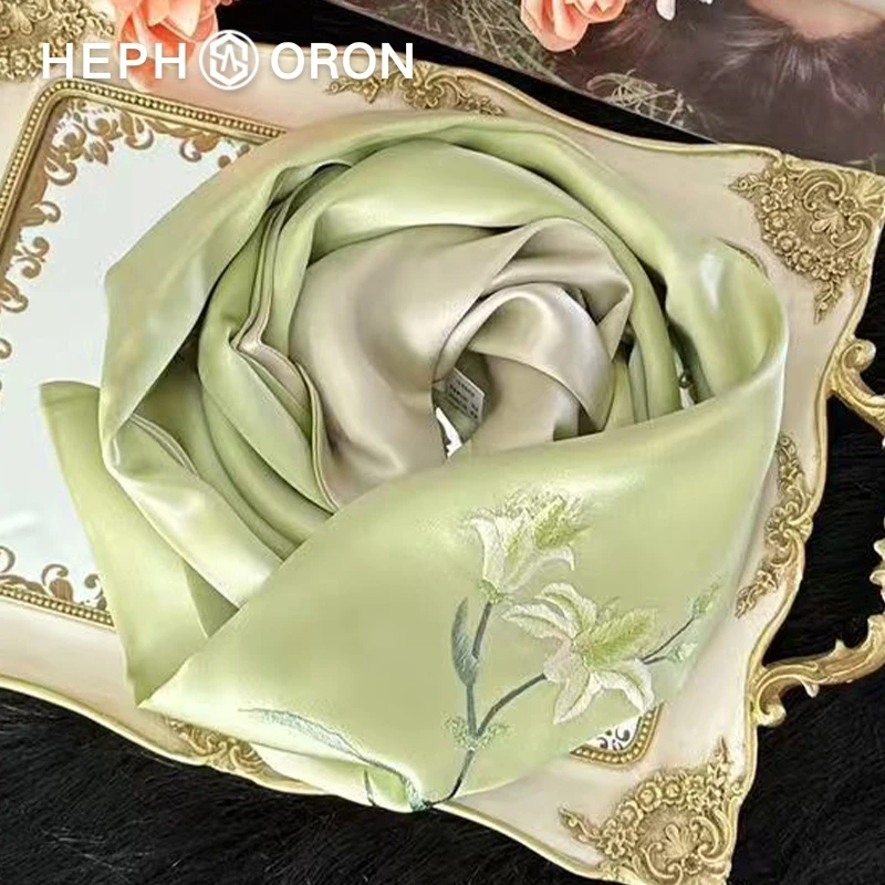 高端苏绣丝巾礼盒送妈妈薄款中国风气质百搭桑蚕丝长条真丝围巾