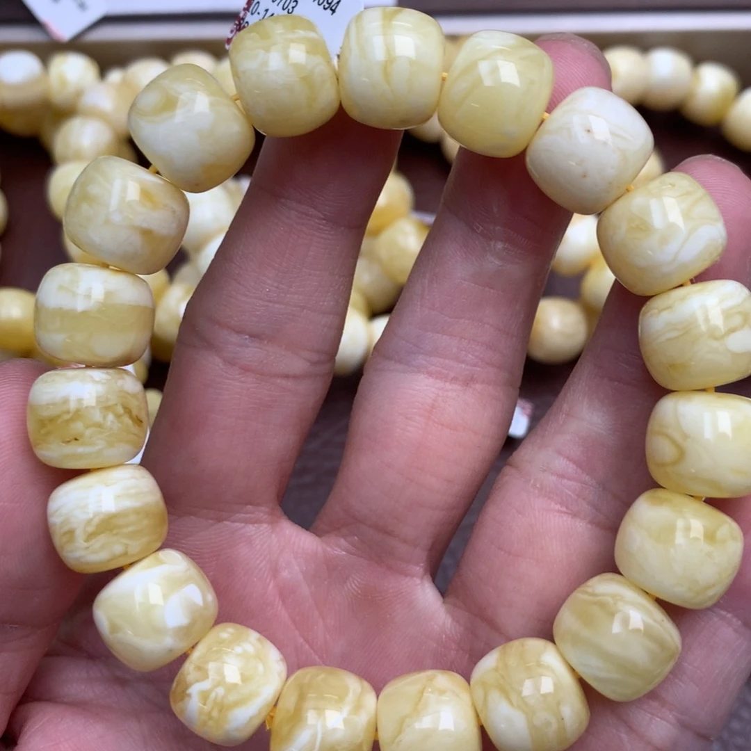 琥珀未镶嵌珠宝奇石2