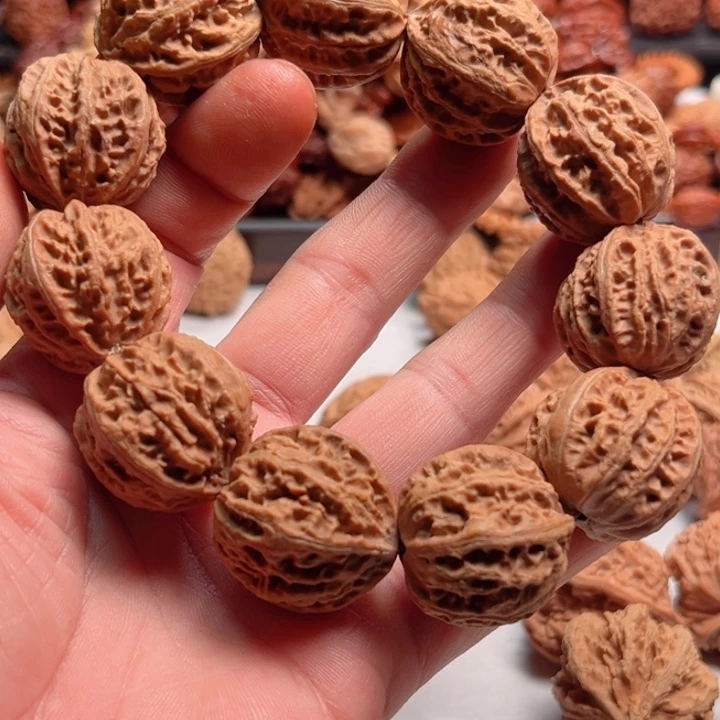 手串文玩核桃野生四棱手持