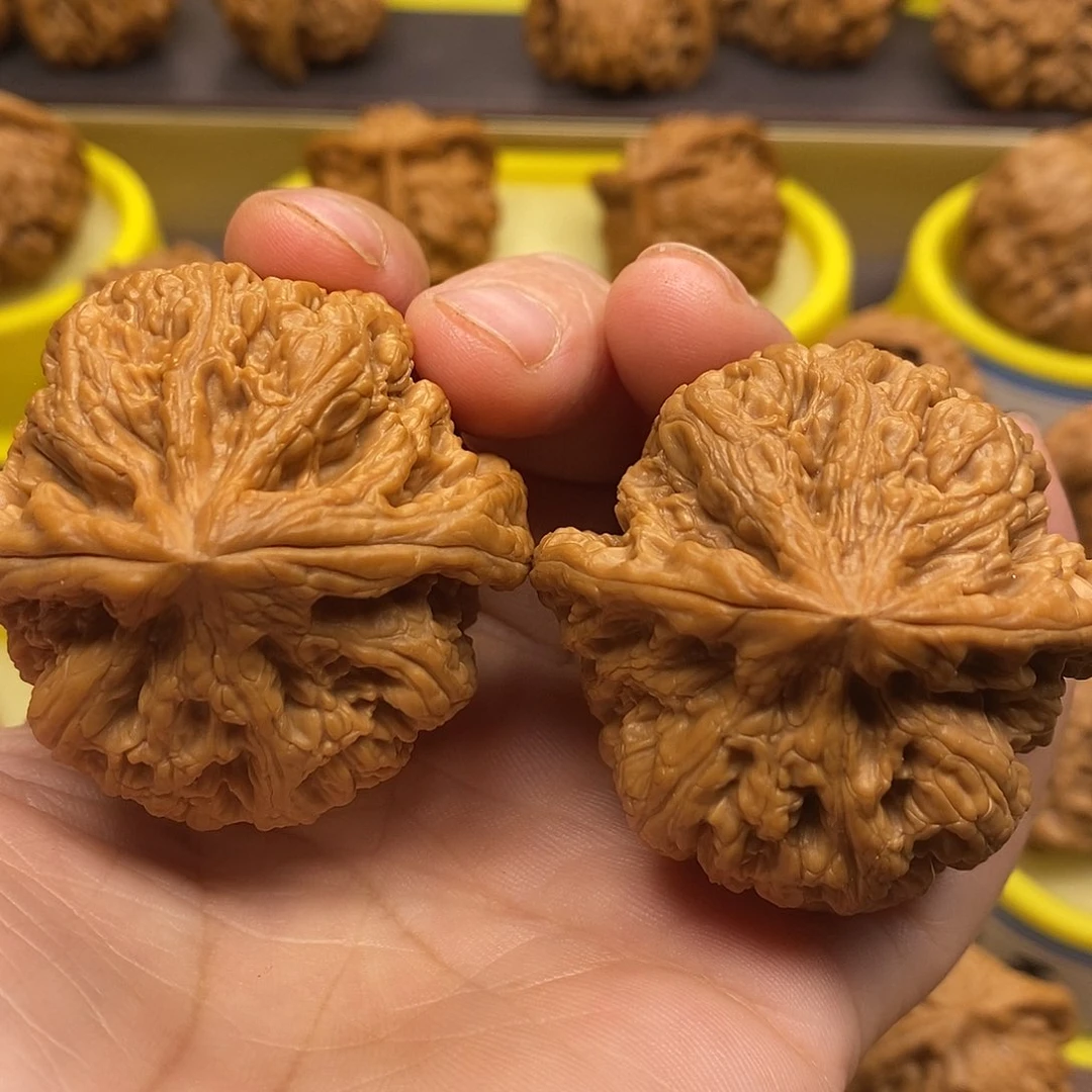 文玩核桃吊坠粗筋45