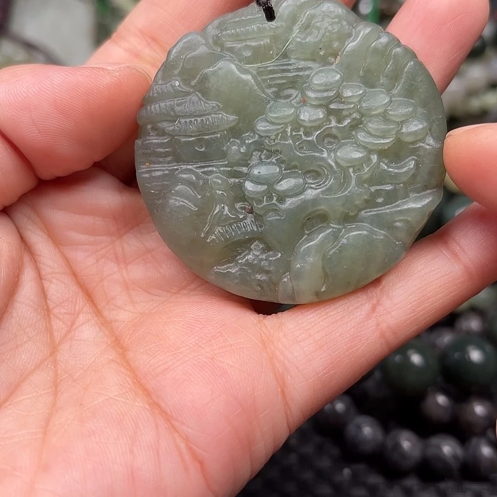 和田玉未镶嵌颈饰