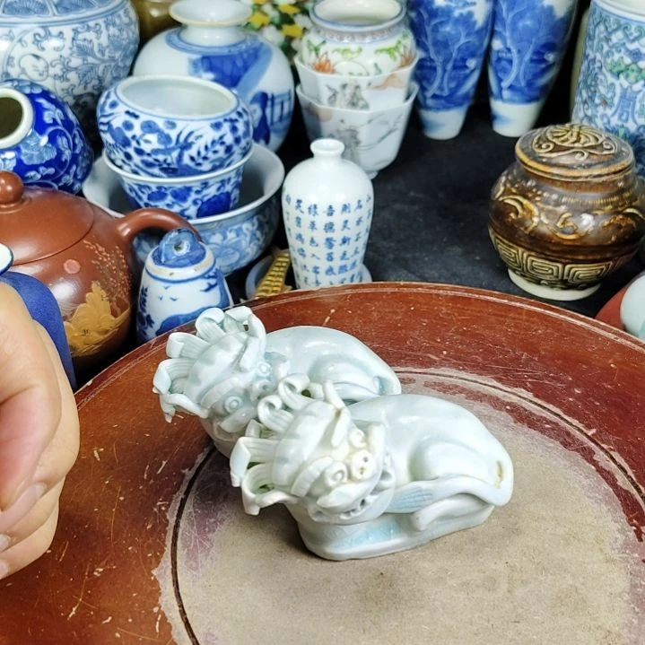 摆件老*网queen全手工制作的瓷器，