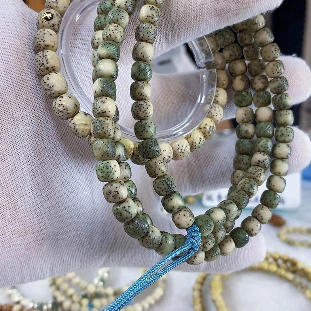 星月菩提手串L****R星月菩提雕刻手串