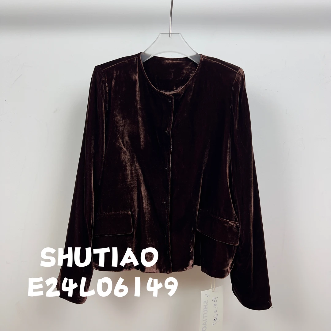 【SHUTIAO】2024秋冬：新款小众设计款外套E24L06149