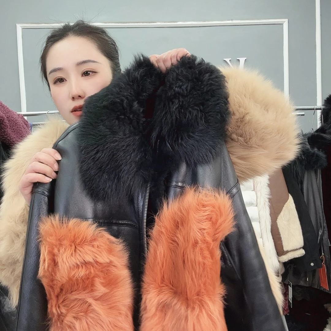 姚小妖家高端皮草