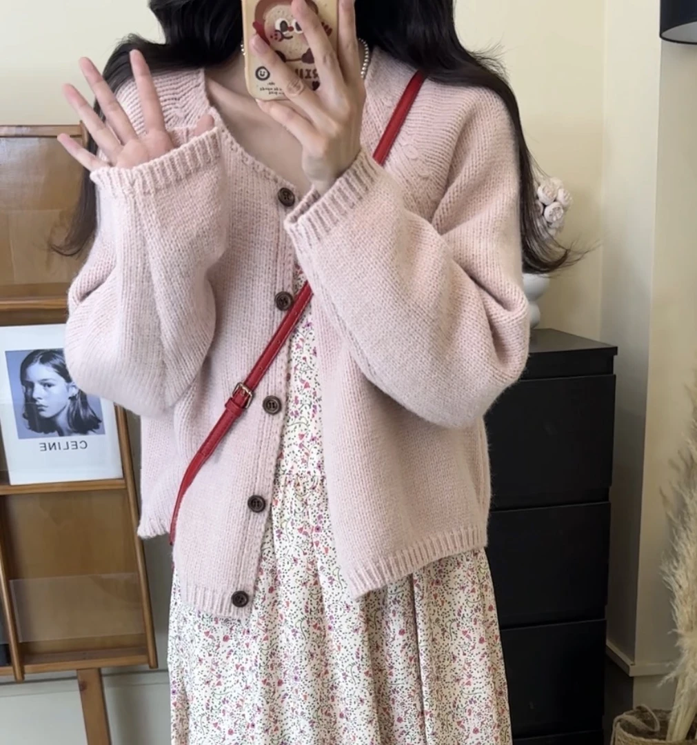 1261韩系慵懒风纯色圆领长袖针织开衫女秋冬扣子时尚宽松上衣外套