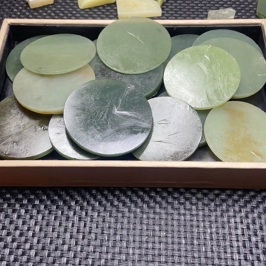 和田玉（糖玉）未镶嵌珠宝半成品