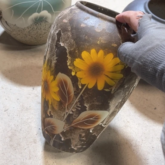 罐默认微瑕，有孔编号20-48