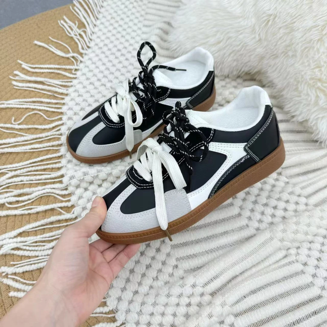 KC833黑白休闲韩版德训鞋女2024新款潮流复古板鞋平底休闲女鞋