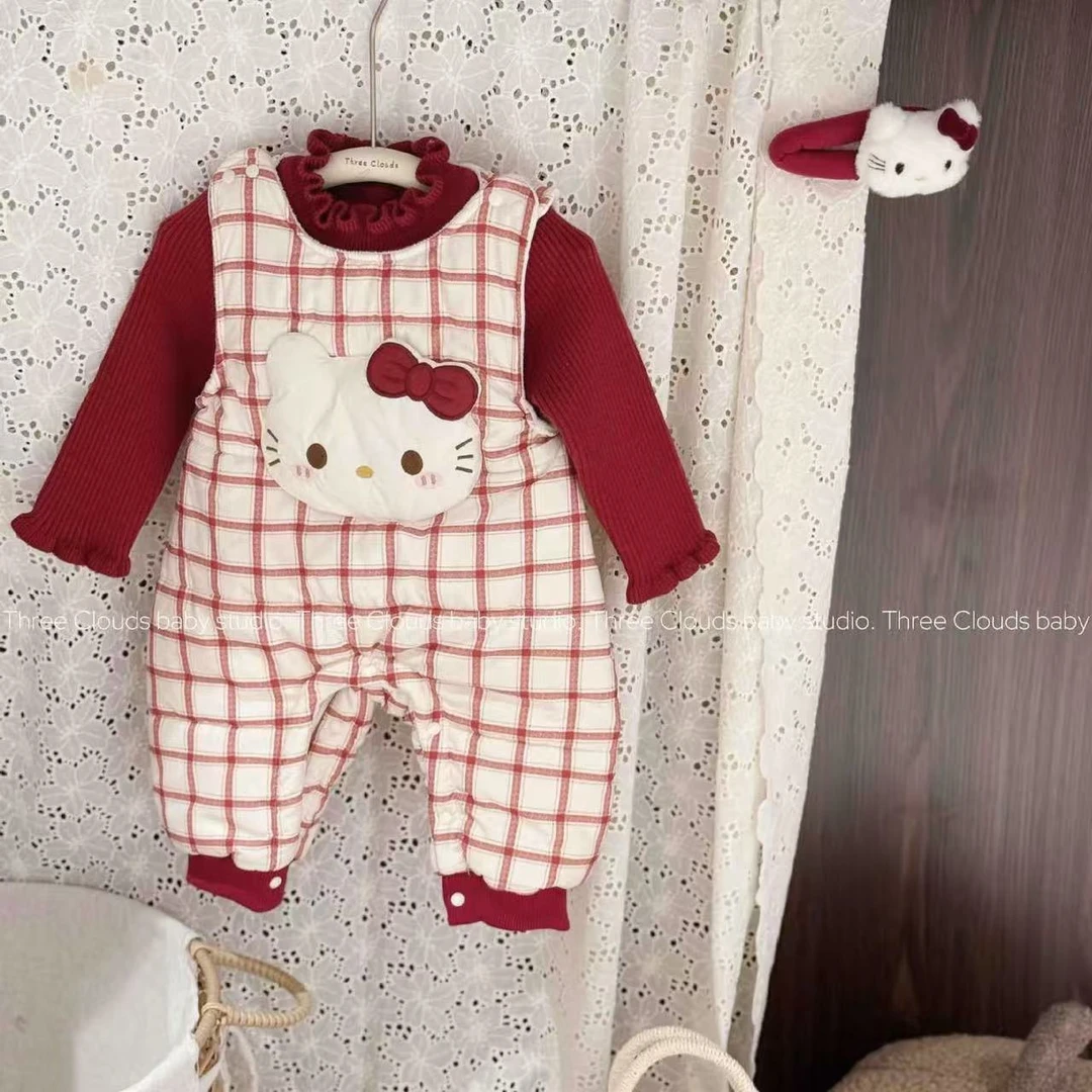 2025婴儿衣服启动格子可爱加绒加厚背带爬服