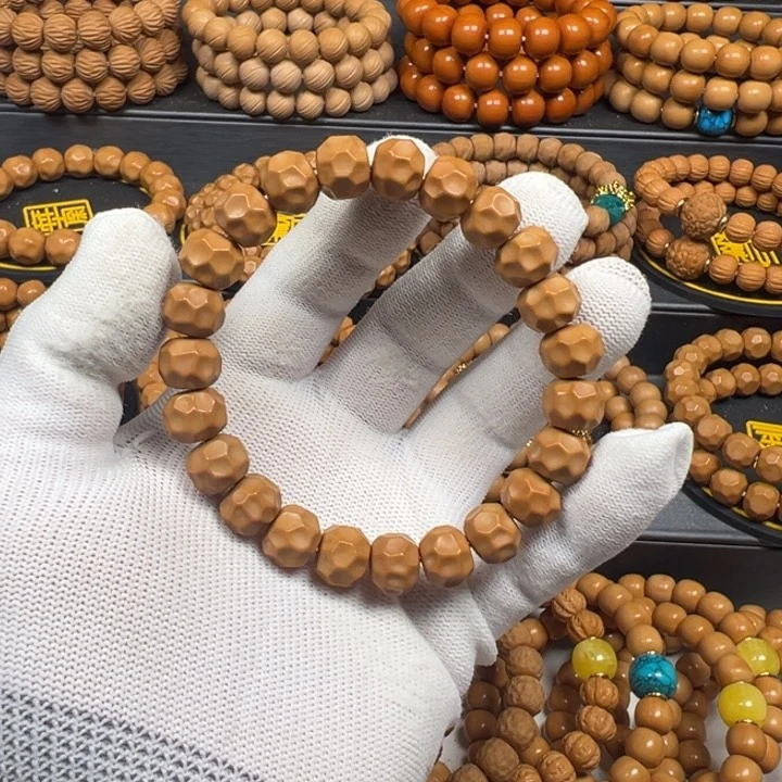 猴头核桃手串潮**黑金无相奶酪