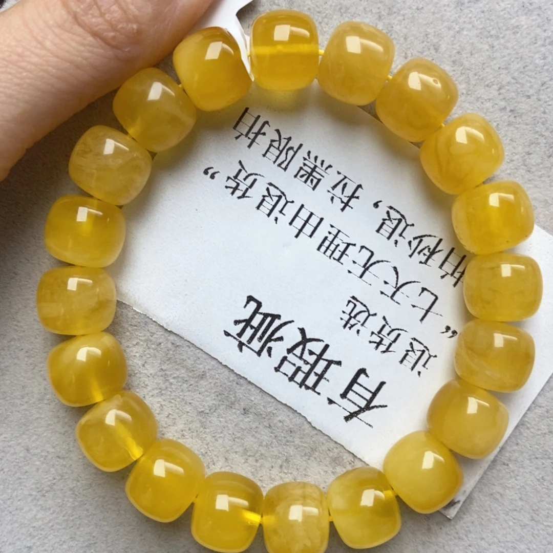 琥珀未镶嵌珠宝奇石25