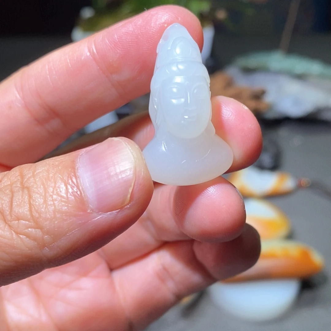 颈饰未镶嵌和田玉