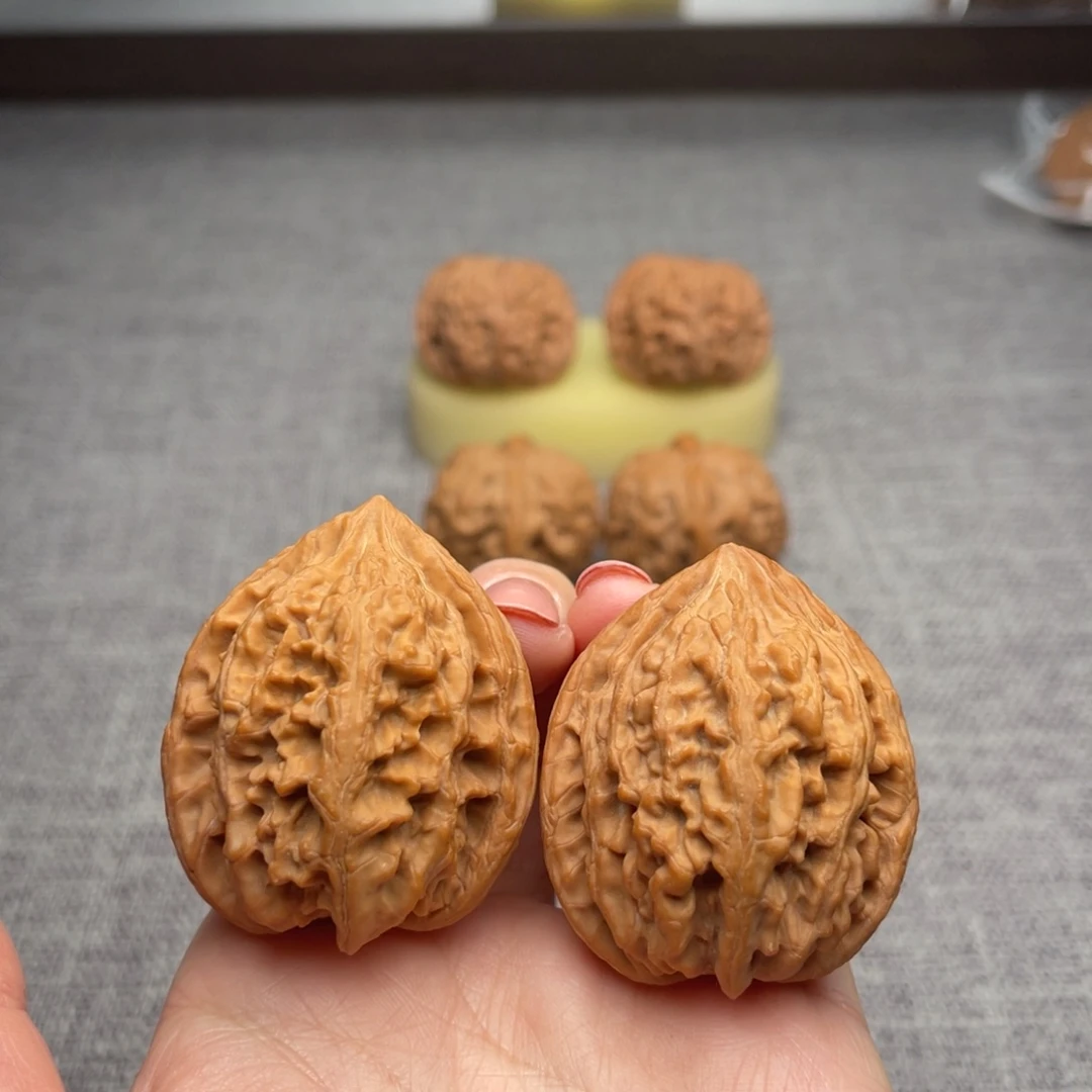 吊坠文玩核桃41大沽石 克重55