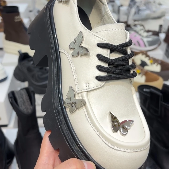 2361-1白色蝴蝶修单鞋